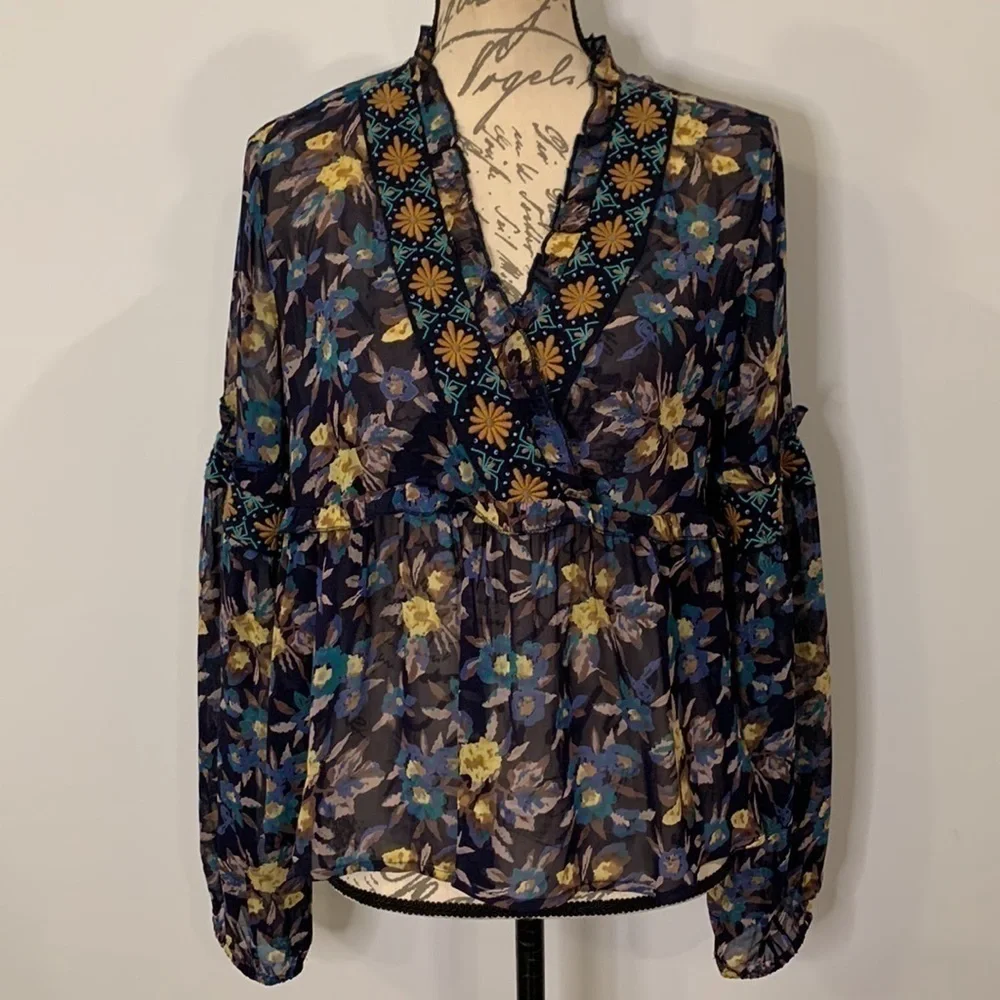 Anthropologie Meadow Rue Strasser floral embroidered peasant top S - Picture 3 of 12